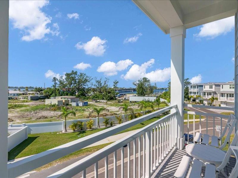 Bayview Pointe Cortez