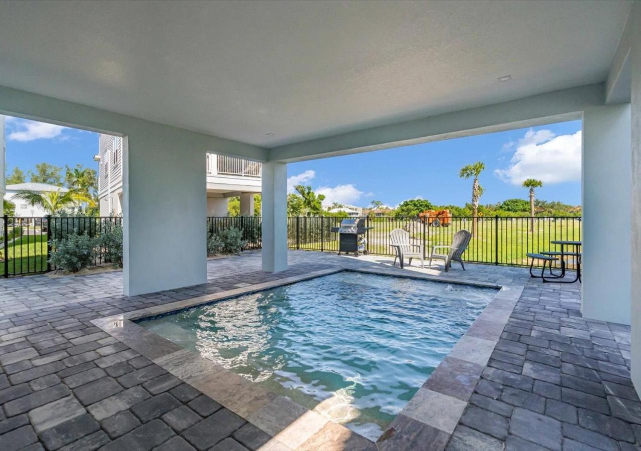Bayview Pointe * Cortez