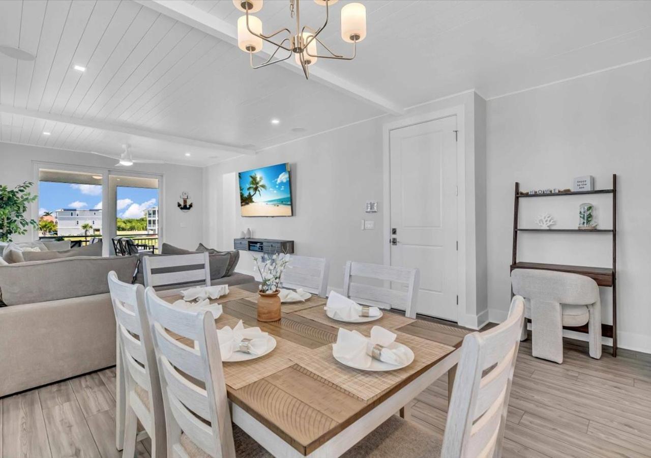 Bayview Pointe *