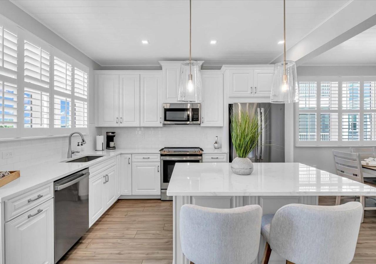 Bayview Pointe *