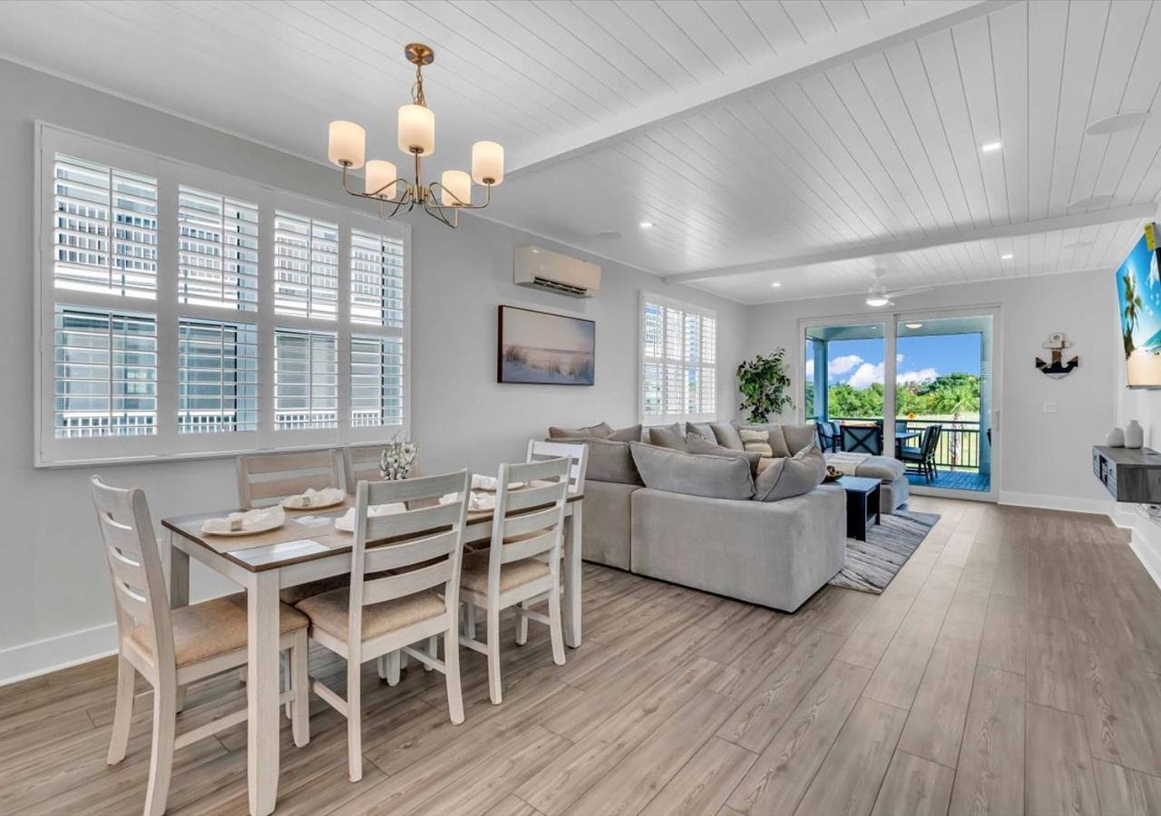 Bayview Pointe *